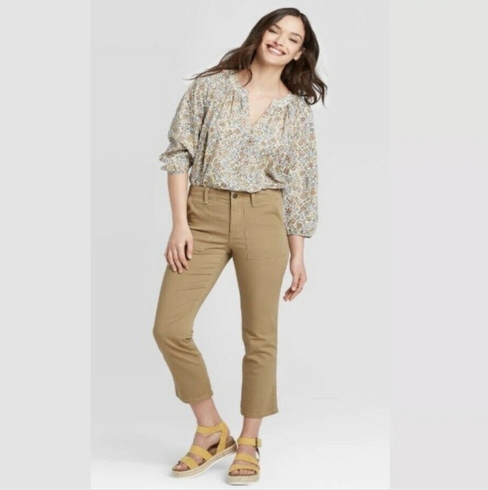 Universal Thread Khaki High Rise Straight Cropped Pants 14